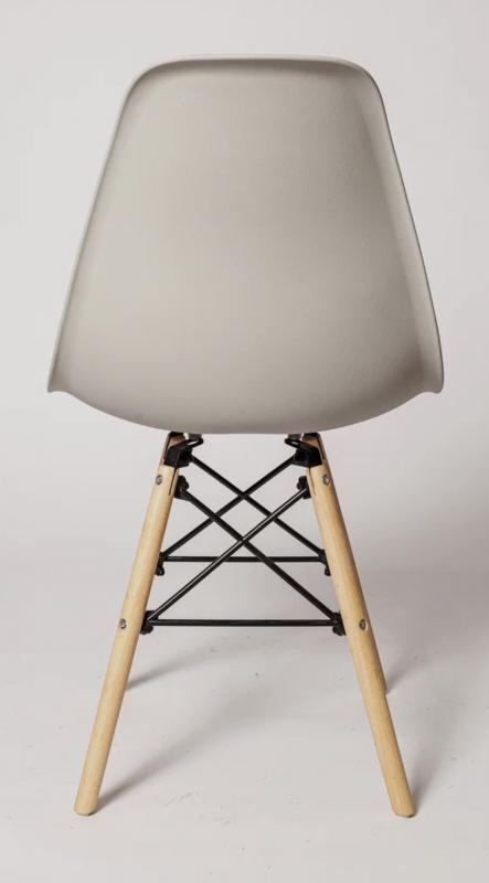 Продам стул пластиковый (цвет белый). - Орск