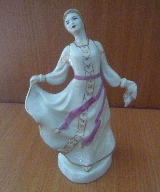 Куплю фарфоровые статуэтки производства заводов ЛФЗ, ЛЗФИ, Дулево, Конаково, Гжель, Вербилки и други - Новотроицк