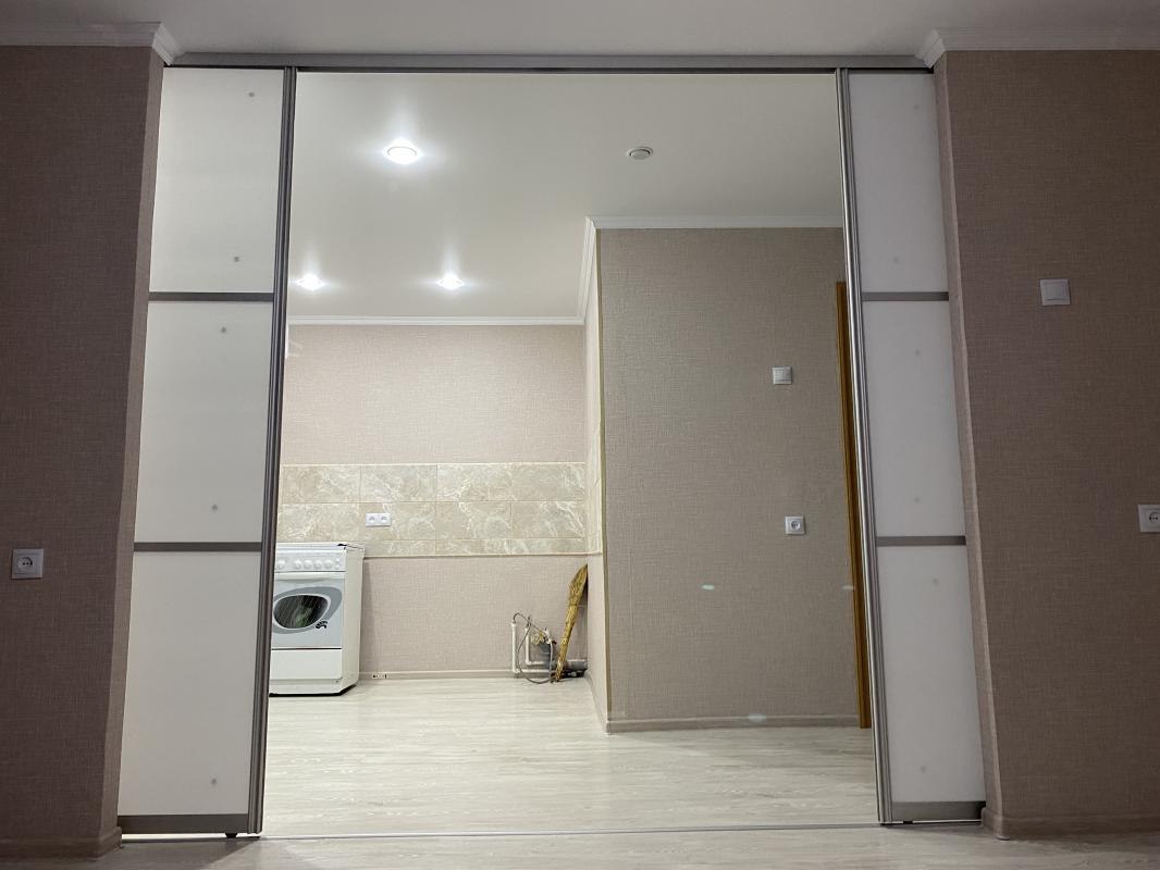 Продаю 1 комнатную квартиру на первом этаже - Орск