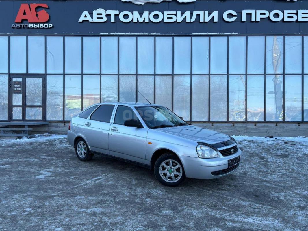 Двигатель 1.6 МТ (98 л. с.)
 Климат-контроль
 ГУР
 Подушка безопасности
 Юридически чист
 Полны - Орск