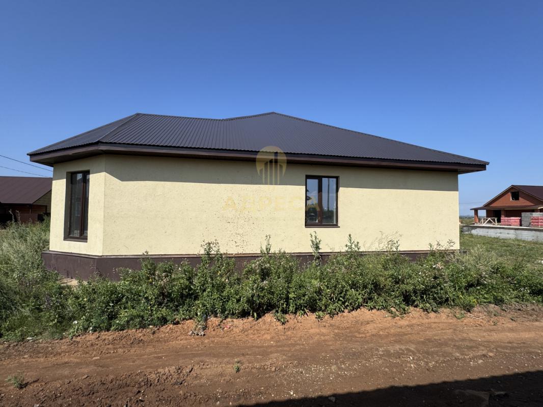 ПРОДАМ ШИКАРНЫЙ ПРОСТОРНЫЙ ДОМ с гаражом в Aвиaтoр-2 (п. - Оренбург