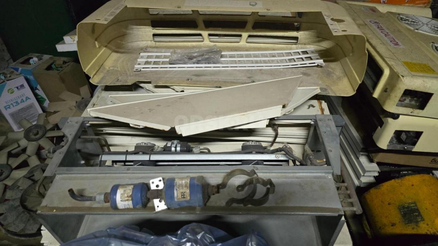 Продам стеллажи, холодильный установки(для авто на 27м3,вентиляторы внутренние термокинг(рефконтейне - Орск