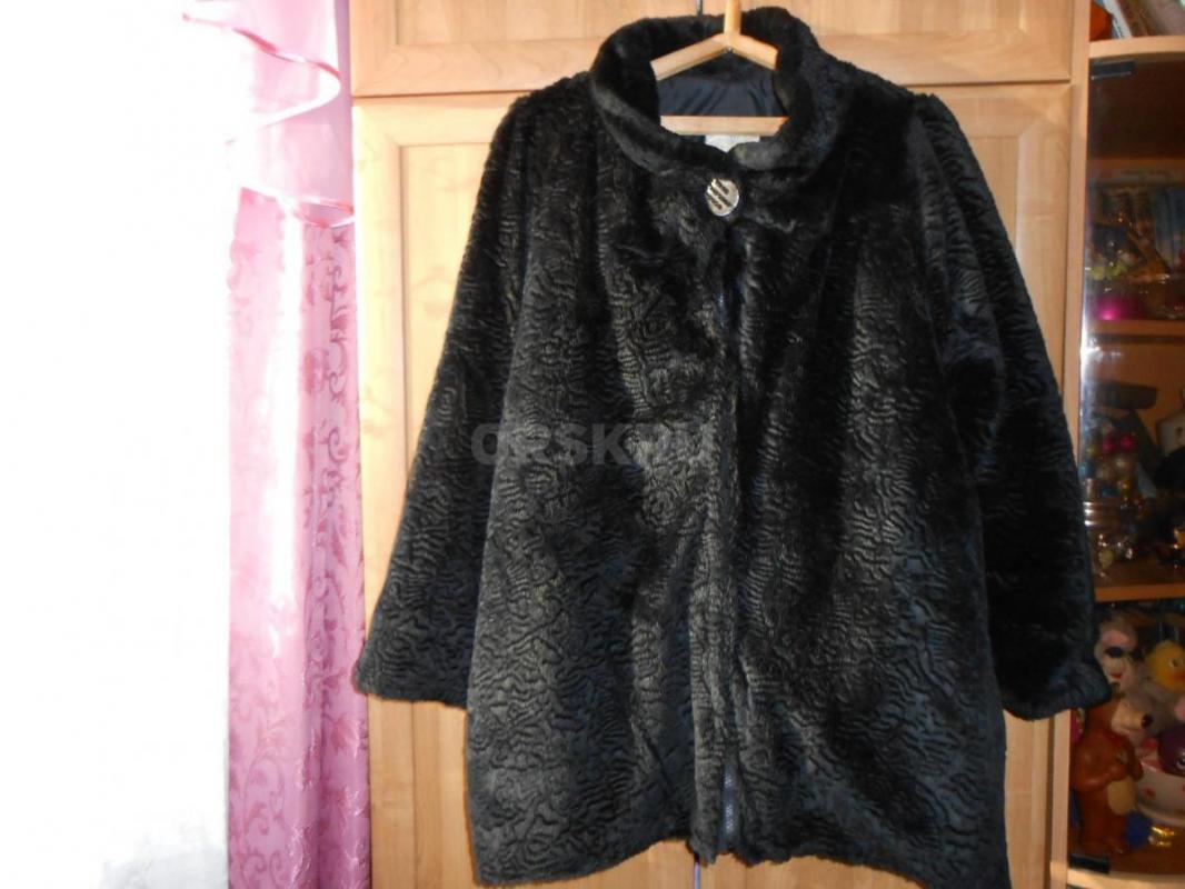 дубленка шуба куртка 58 размер  свитера 54 размер по 300 руб - Орск