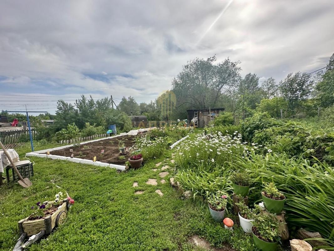 Продается уютный дом в живописной деревне 30 минут от города, окруженной зелеными полями и лесами, и - Оренбург