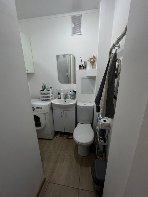 Продам 1-комнатную квартиру улучшеной планировки в новом доме 2016 года постройки. - Новотроицк