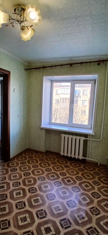 Продается 2-комнатная квартира   4/5 этаж ,
по адресу: г. - Новотроицк