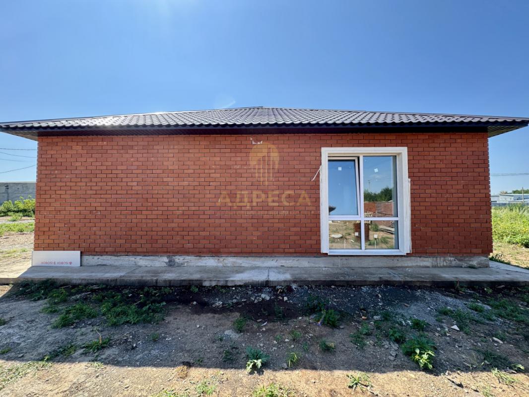 Предлaгaeм к продаже новый дoм в п. - Оренбург
