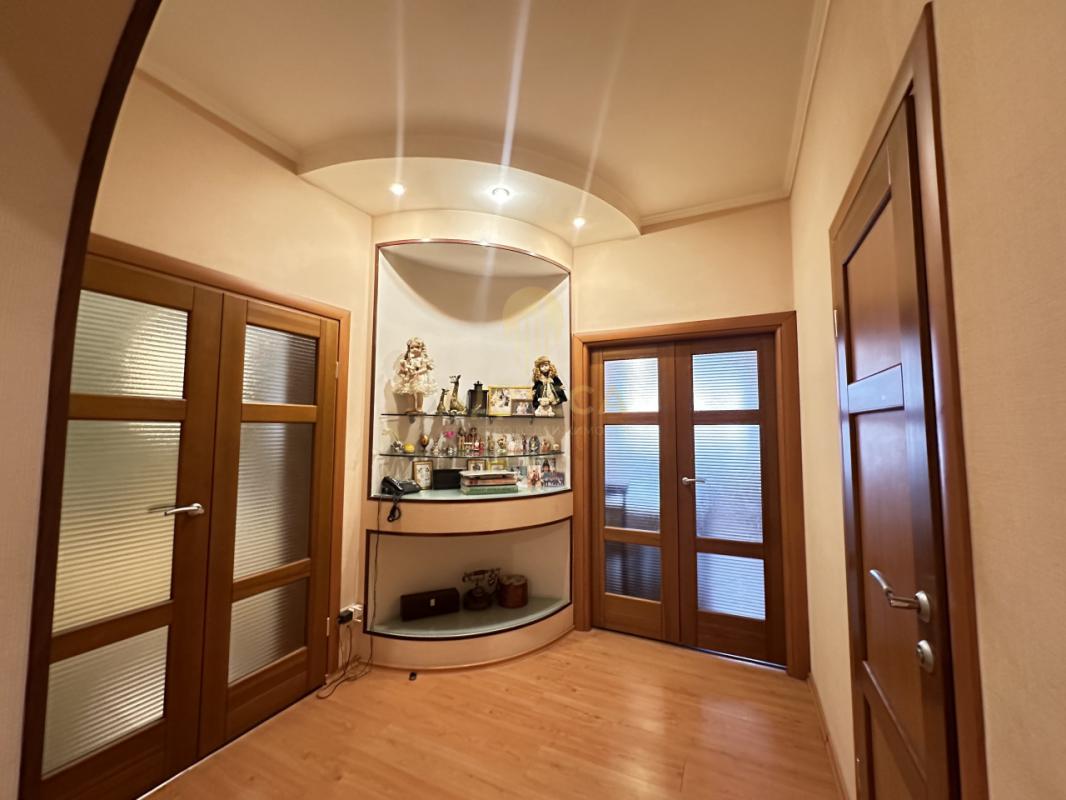 Продаётся 3‑комнатная квартираАдрес: г. - Оренбург