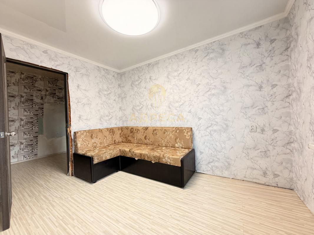 Продаётся просторная 3-х комнатная квартира на 2 этаже 5-ти этажного КИРПИЧНОГО дома. - Медногорск