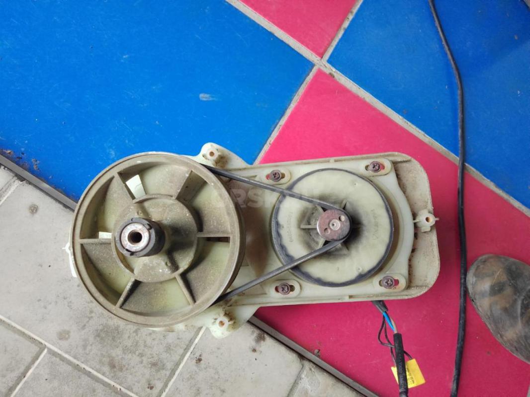 Продам мотор с приводом для газонокосилки HUTER  FLM-1100 В хорошем состоянии, рабочий. - Орск