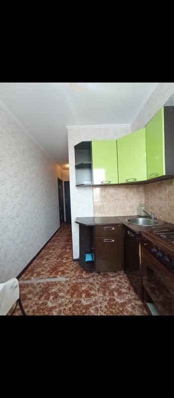 Продается 1-комнатная квартира  с хорошим ремонтом по адресу:  г. - Новотроицк