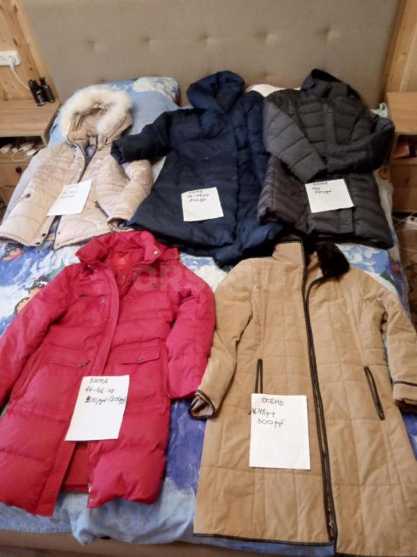 Продам дешево зимние, осенние куртки 42-48 размер. - Орск