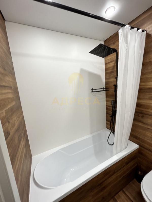 Евро-трешка с дизайнерским ремонтом в доме комфорт-класса, ЖК &laquo;Геометрия&raquo;. - Оренбург