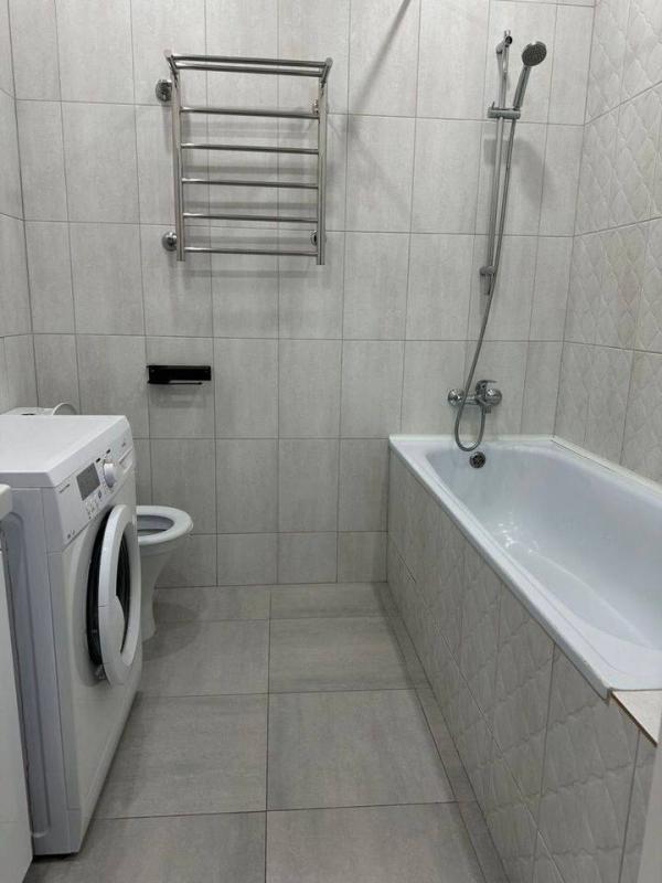 Сдам 1-комнатную квартиру на длительный срок! - Новотроицк