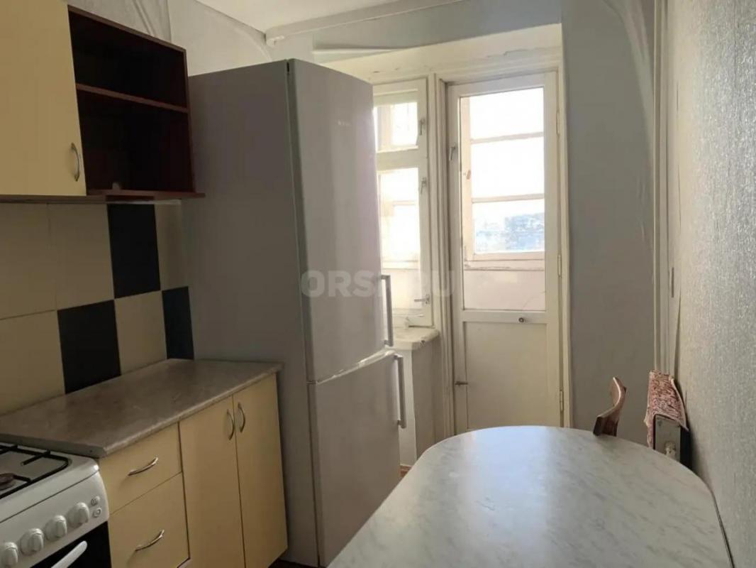 Продам 1-комнатную квартиру в хорошем
СОСТОЯНИИ
Окна пластиковые, потолки натяжные, на полу линоле - Орск