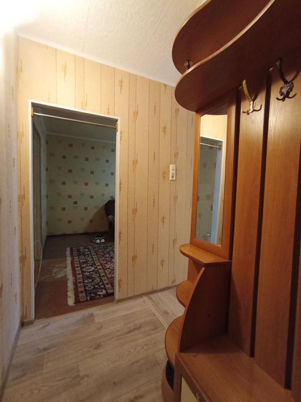 Продается 2-комнатная квартира по адресу:  г. - Новотроицк