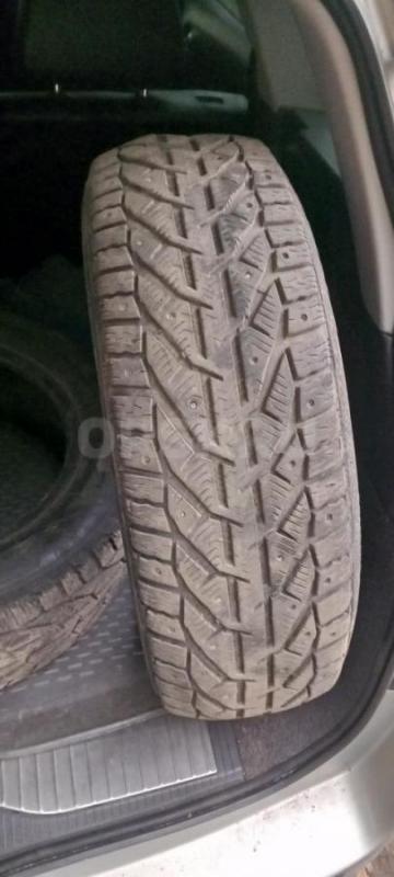 Продам 2 баллона 205 60 16. - Орск