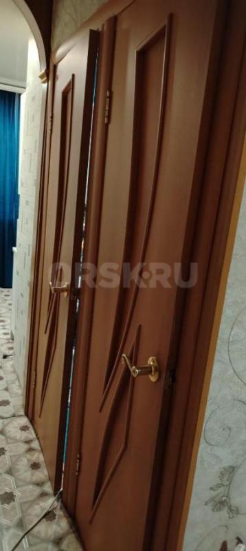 Продам двери б/у, ширина 800- 2штуки, ширина 600 - 2 штуки, в хорошем состоянии - Орск