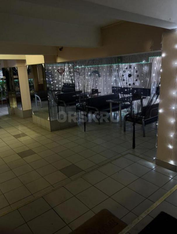 Продается готовый бизнес в центре города на данный момент используем под кафе-чебуречную все необход - Орск