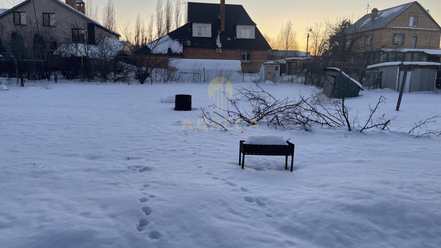 В продаже двухэтажный ДОМ 248м Площадь участка 13 сотУдобная транспортная развязка, магазины,аптеки - Оренбург