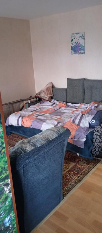 Продам одна квартиру в хорошим состояние в мести с мебелью. - Новотроицк