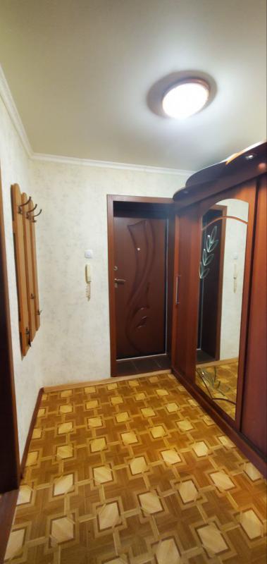 Предлагаем к покупке уютную   2-х комнатную квартиру улучшенной планировки Общая площадь 52,5 м² , к - Гай