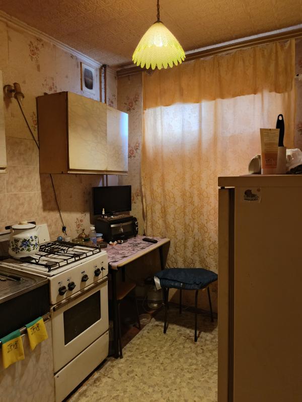 Продается 2-ка по цене ОДНОКОМНАТНОЙ по адресу ул уральская 35. - Новотроицк