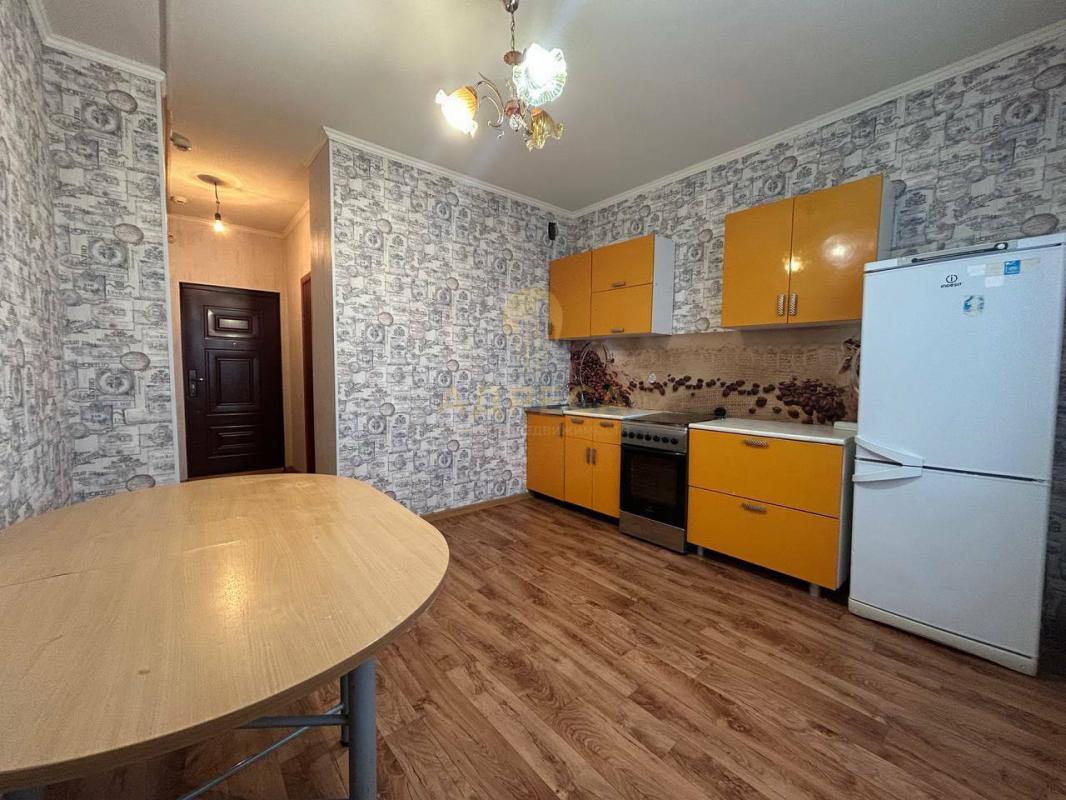 Продаётся однокомнатная квартира 36,4 кв. - Оренбург