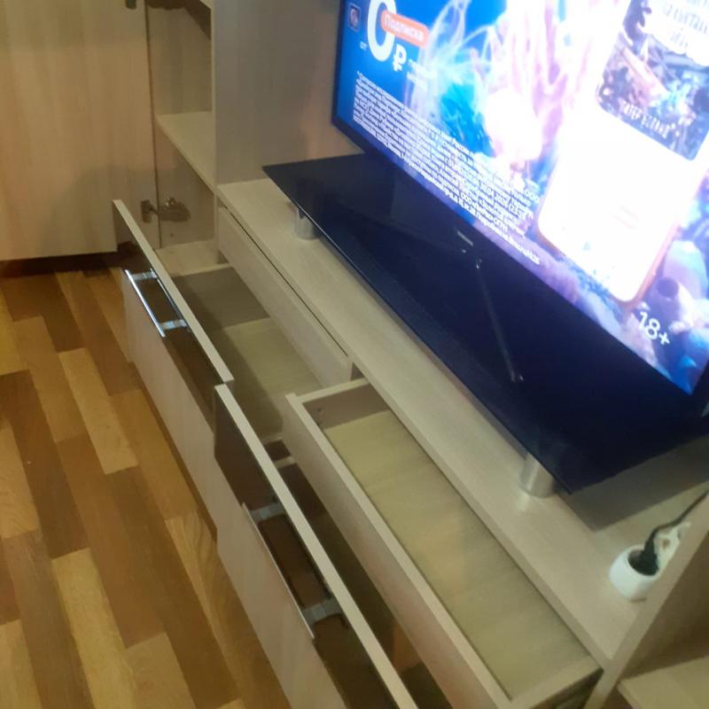 Продам стенку в отличном состоянии - Новотроицк