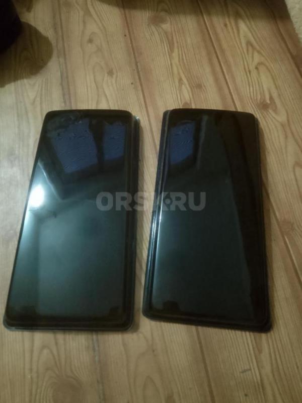 Накладки на передние фары ваз 2107 новые, шильдик на крышку багажника в подарок, тоже новый, 1200руб - Орск