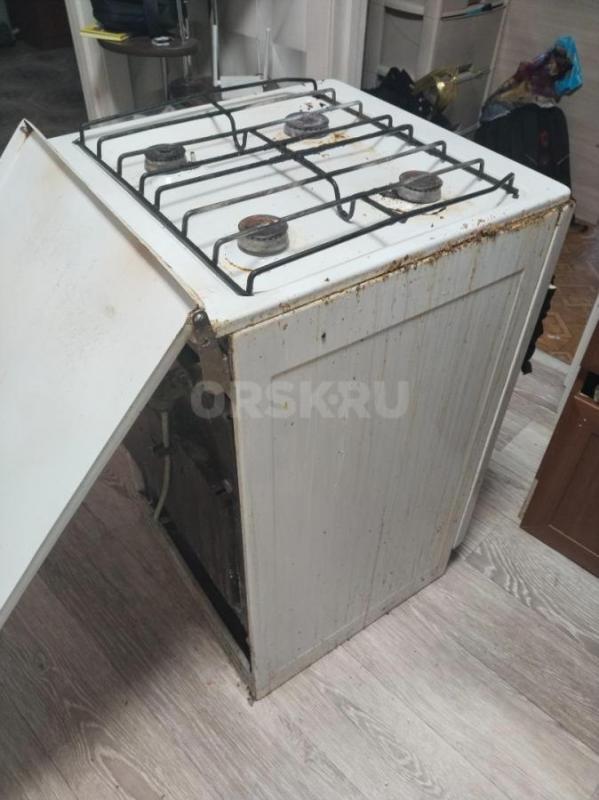 Продам газовую плиту в рабочем состоянии, б/у. - Орск