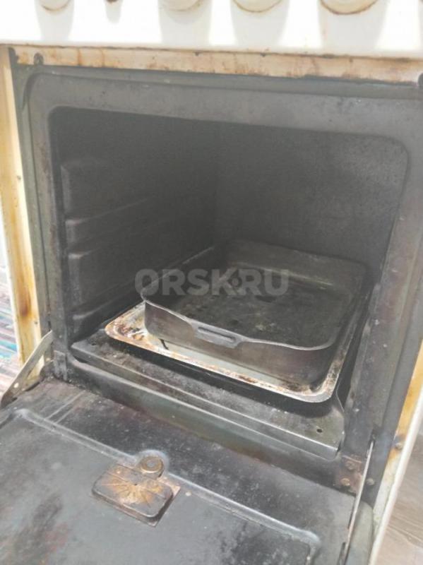Продам газовую плиту в рабочем состоянии, б/у. - Орск