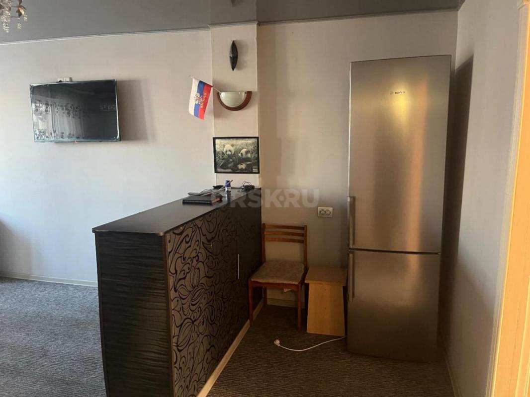 Сдается уютная двухкомнатная квартира на длительный срок. - Орск