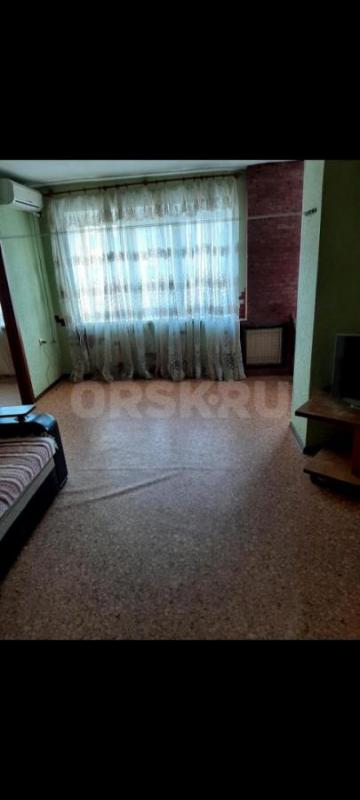 Сдам на длительный срок уютную 2-комнатную квартиру в г. - Орск