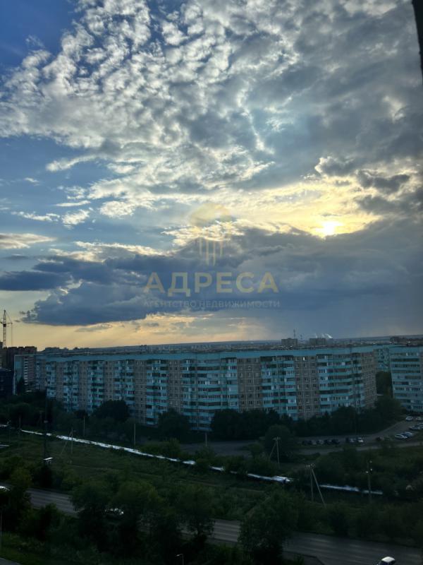 Евро-трешка с дизайнерским ремонтом в доме комфорт-класса, ЖК &laquo;Геометрия&raquo;. - Оренбург