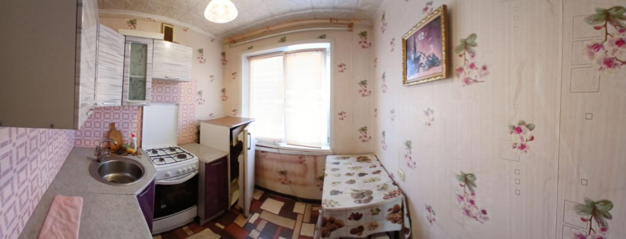 Продается 3-комнатная квартира   5/5 этаж ,
по адресу: г. - Новотроицк