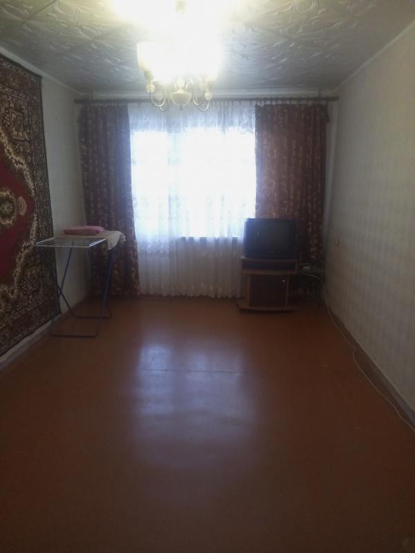 Продам 2-х комнатную квартиру по ул. - Новотроицк