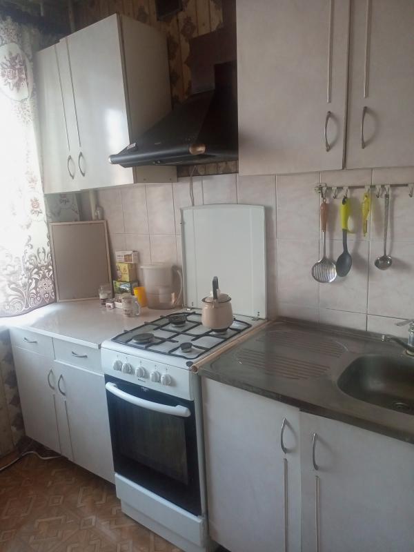 Продам 2-х комнатную квартиру по ул. - Новотроицк