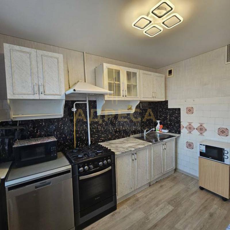 Предлагаем вашему вниманию 3 комнатную квартиру в престижном районе нашего города! - Оренбург