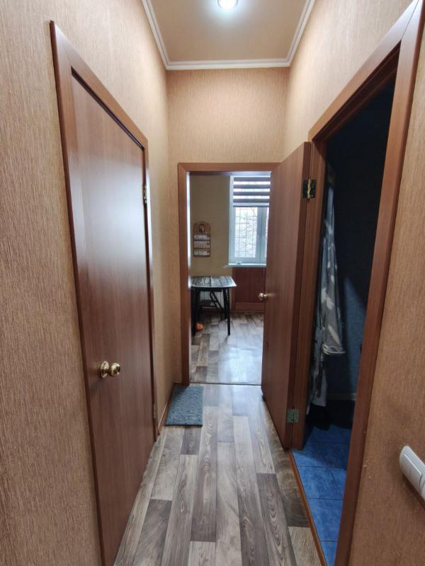 Продается 2-комнатная квартира по адресу: г. - Новотроицк