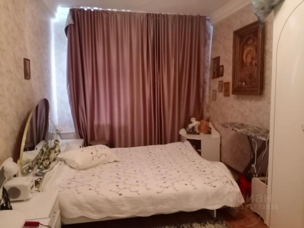 Сдаю 3х- комнатную квартиру в отличном районе. - Новотроицк