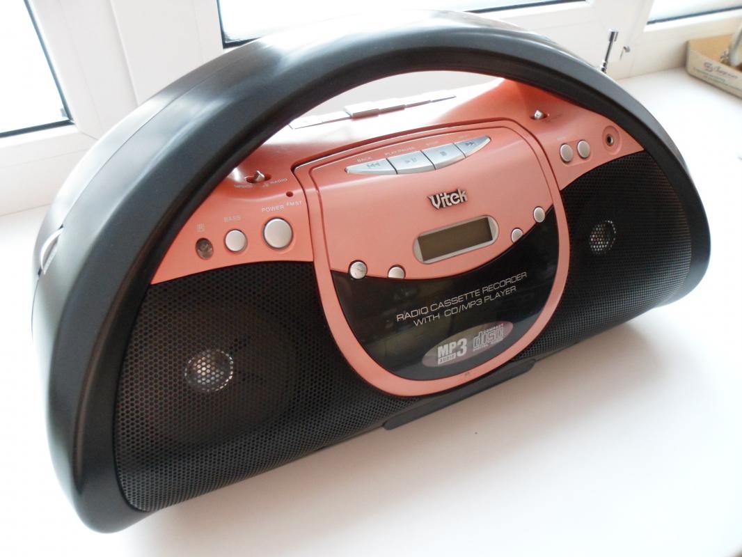 CD/MP3 магнитола Vitek VT-3479 BK. - Новотроицк