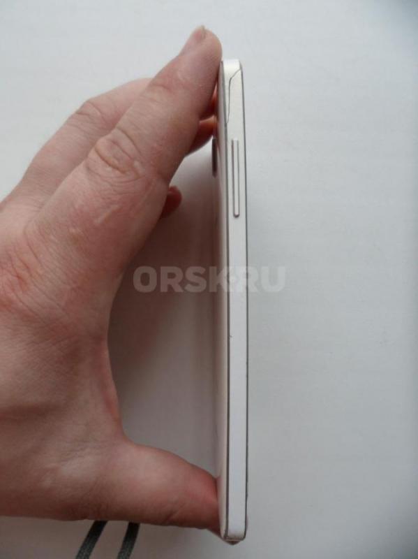 Смартфон Samsung SM-A500F/DS под восстановление. - Новотроицк