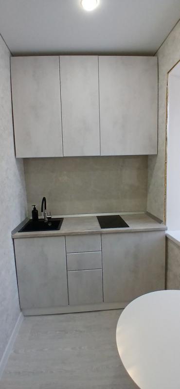 Продаётся однокомнатная квартира старого типа , г. - Новотроицк