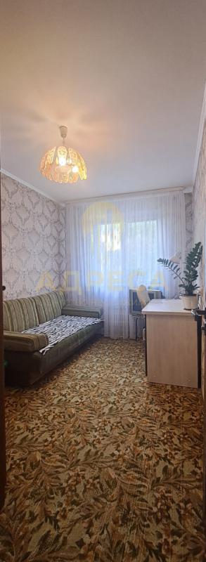 Объявление: [изменить]Продаётся двухкомнатная квартира в спокойном спальном районе с развитой инфрас - Оренбург