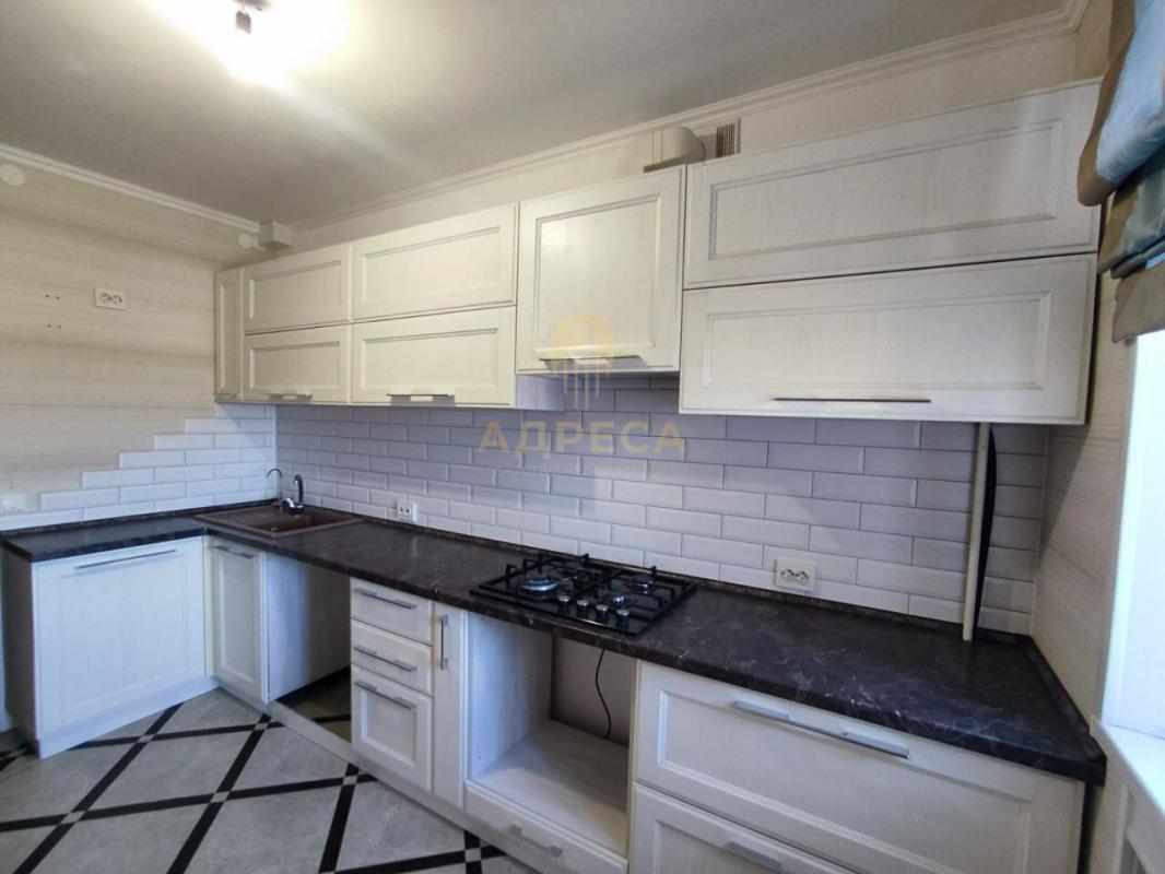 ПРЕДЛАГАЕМ ВАШЕМУ ВНИМАНИЮ ПРОСТОРНУЮ И УЮТНУЮ ДВУХКОМНАТНУЮ  КВАРТИРУ, В КИРПИЧНОМ ДОМЕ! - Оренбург