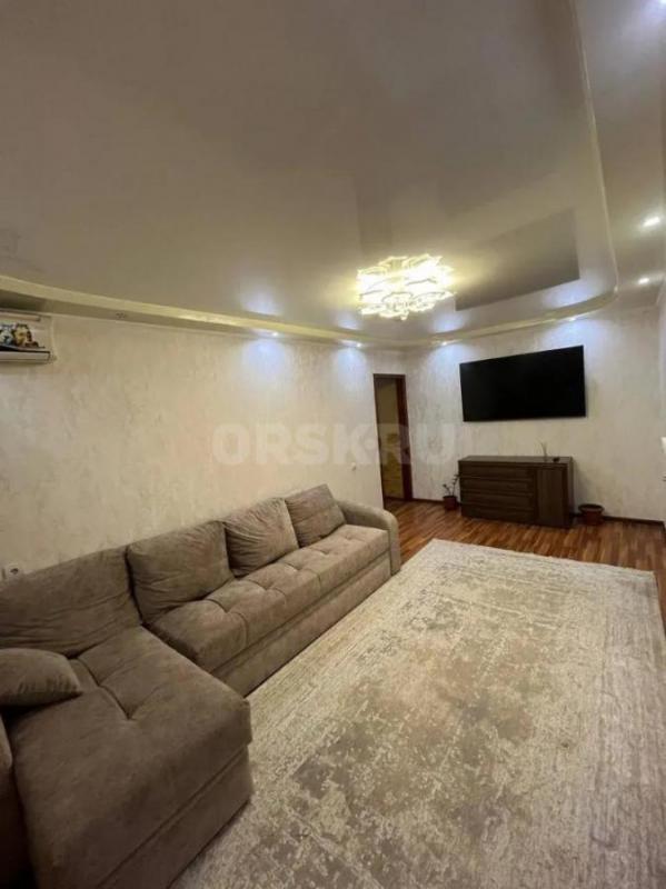 Сдам 3-х комнатную квартиру. - Орск