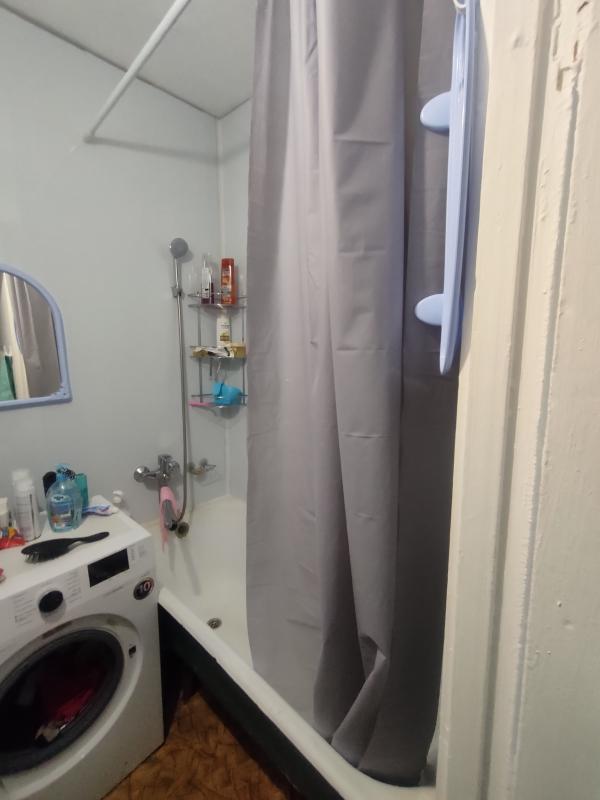 Продаётся уютная двухкомнатная квартира (распашонка) площадью 47.3 квадратных метров на четвёртом эт - Новотроицк