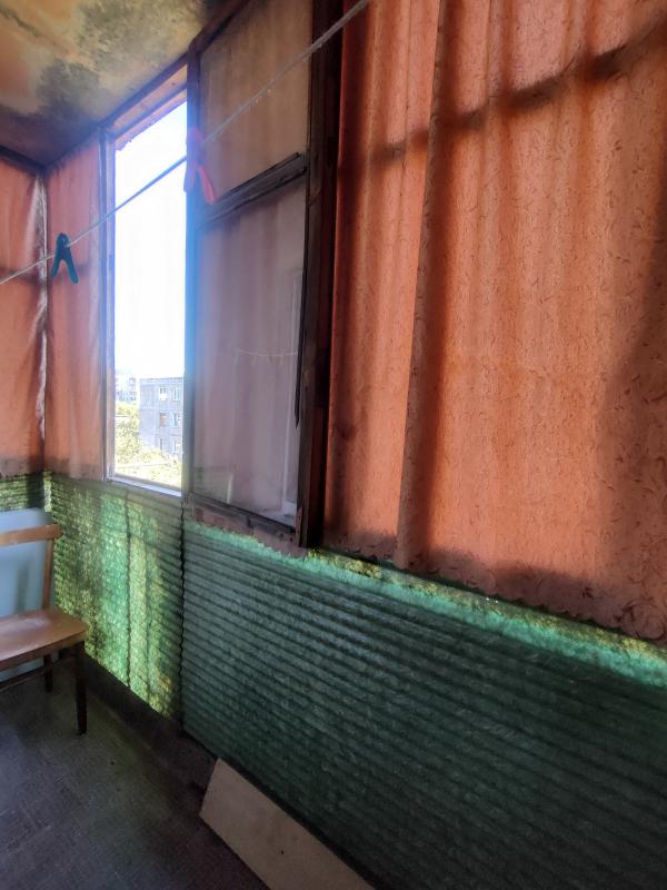 Продаётся уютная двухкомнатная квартира (распашонка) площадью 47.3 квадратных метров на четвёртом эт - Новотроицк