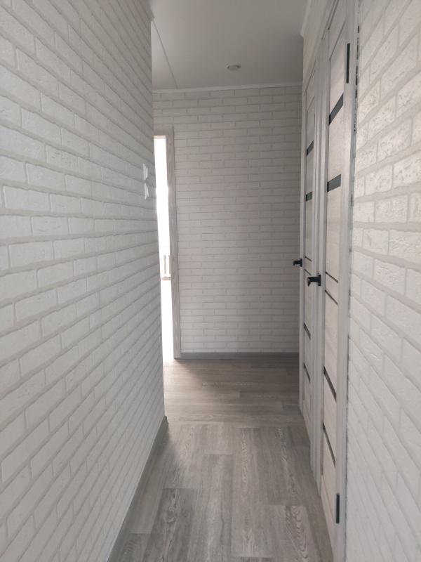 Продаётся уютная двухкомнатная квартира (распашонка) площадью 47.5 квадратных метров на четвёртом эт - Новотроицк